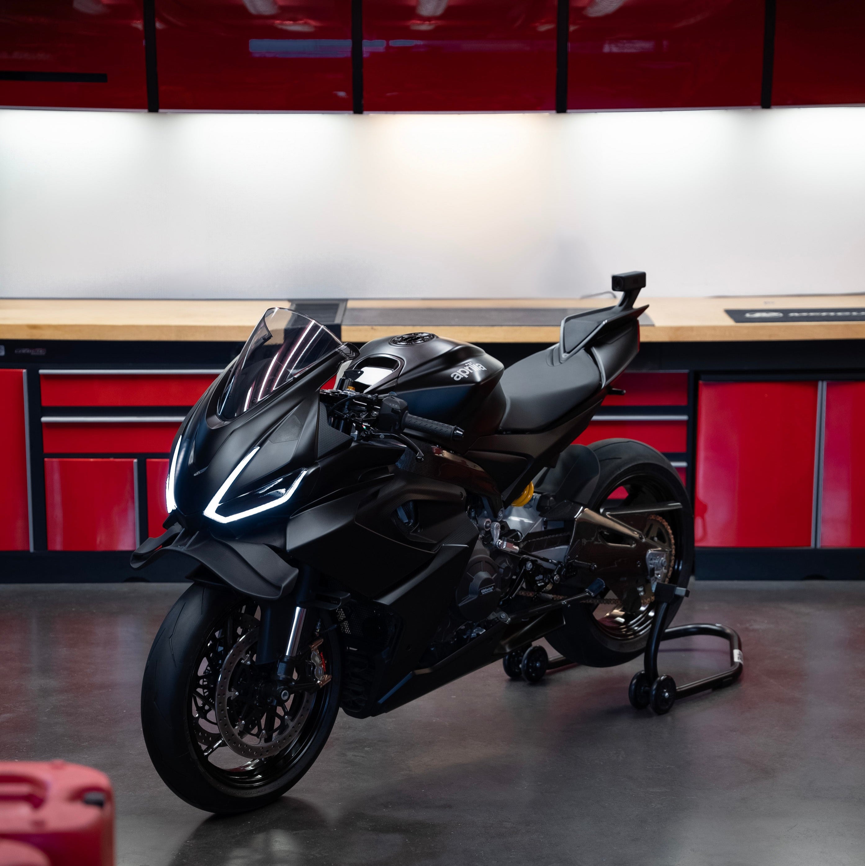 RS GP Wing – Aprilia RS660
